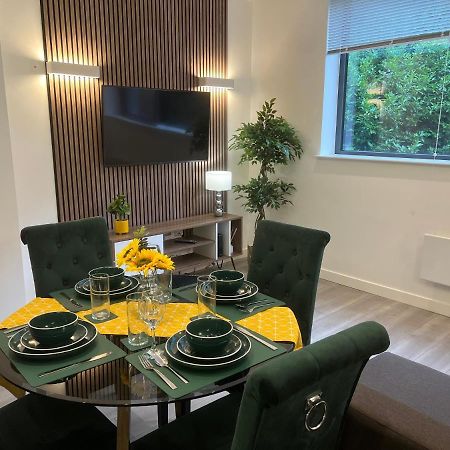 Esmae Homes Milton Keynes Buitenkant foto